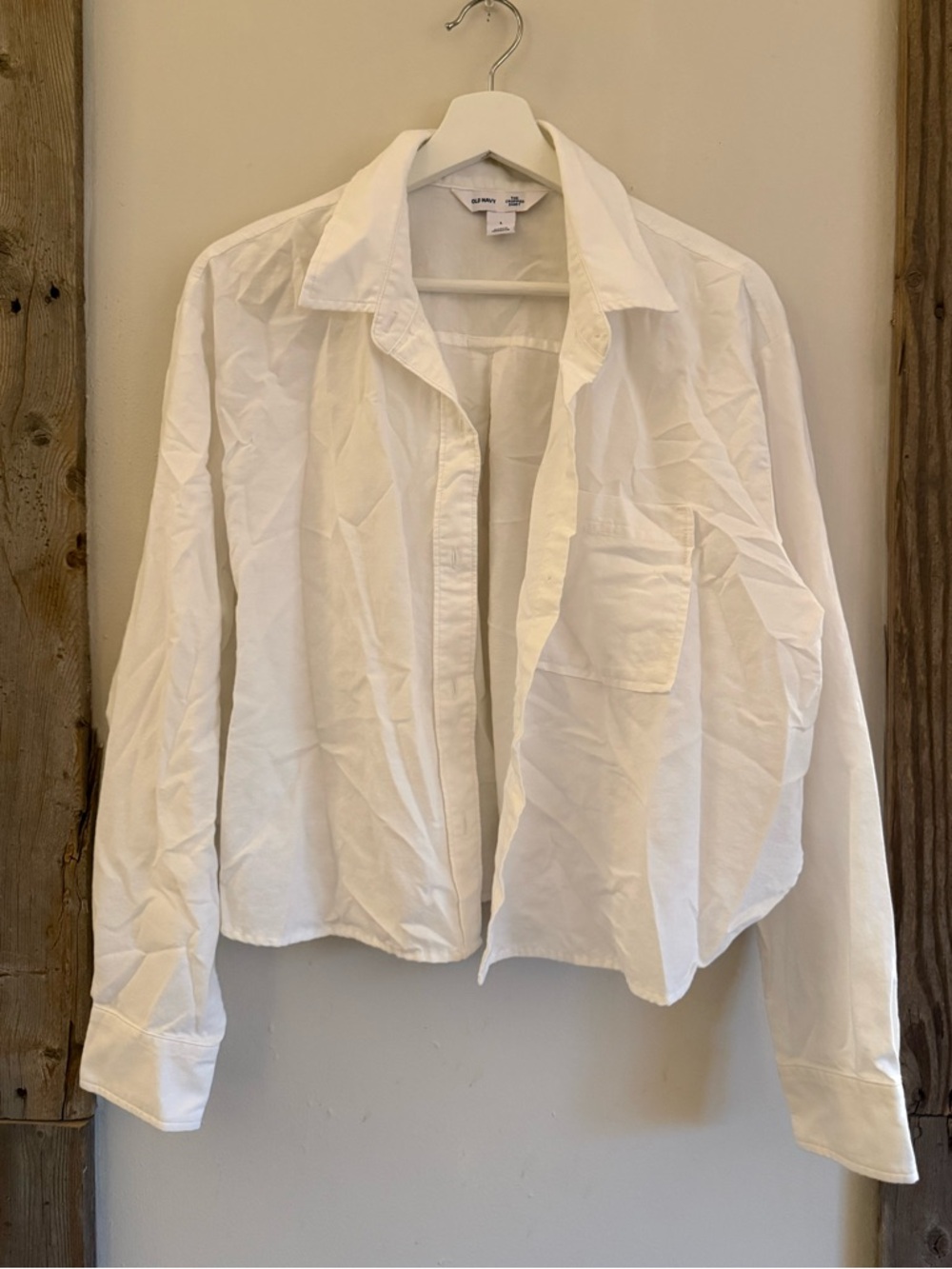 Old Navy White Cropped Shirt